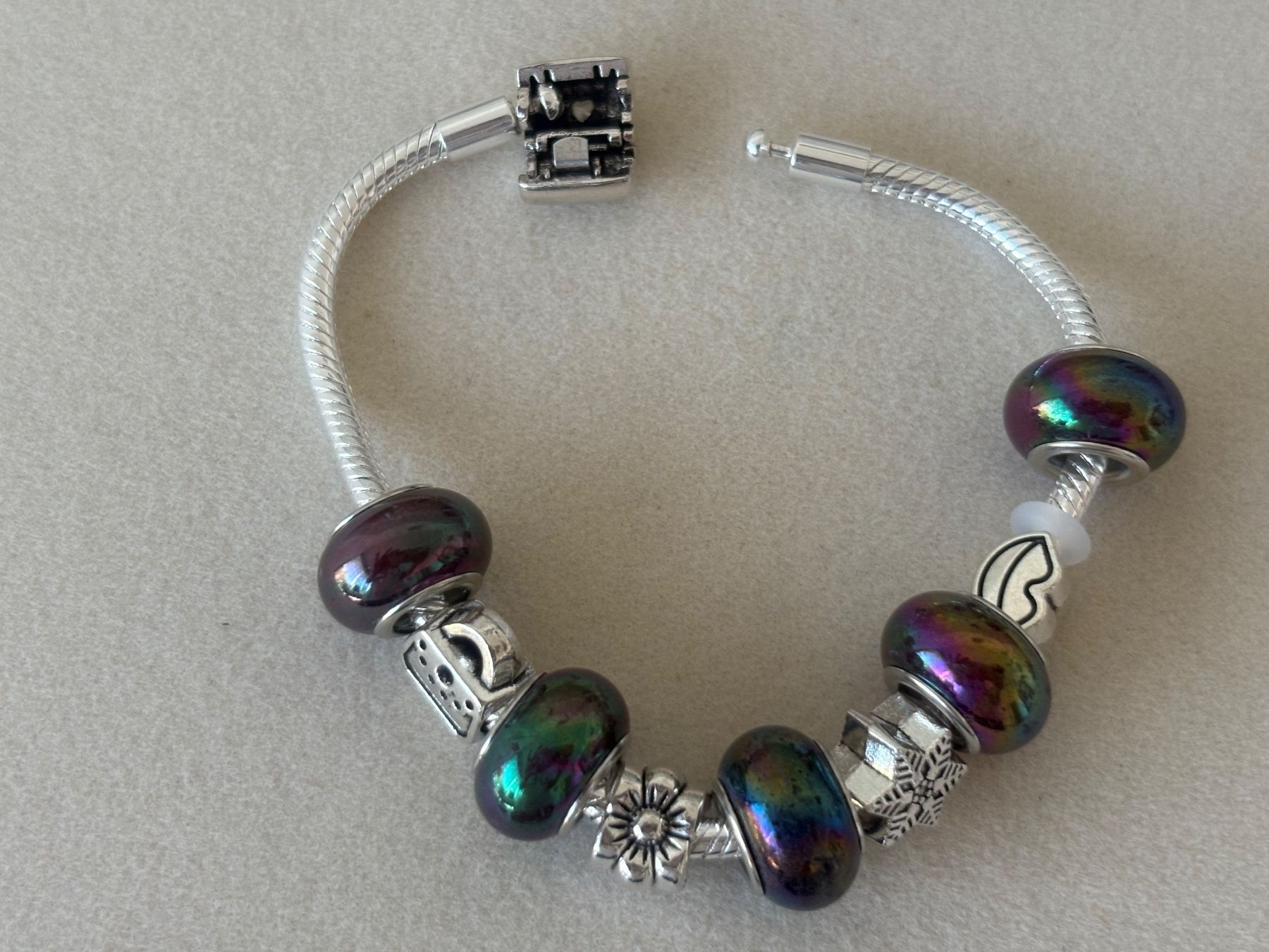 Armbänder & -reifen: Luxus Elegante 18 cm Armband/Beads Farbe :Silber/Multicolore – Neu (gemäss Beschreibung) aus Biel-Bienne von Roserosse13 7