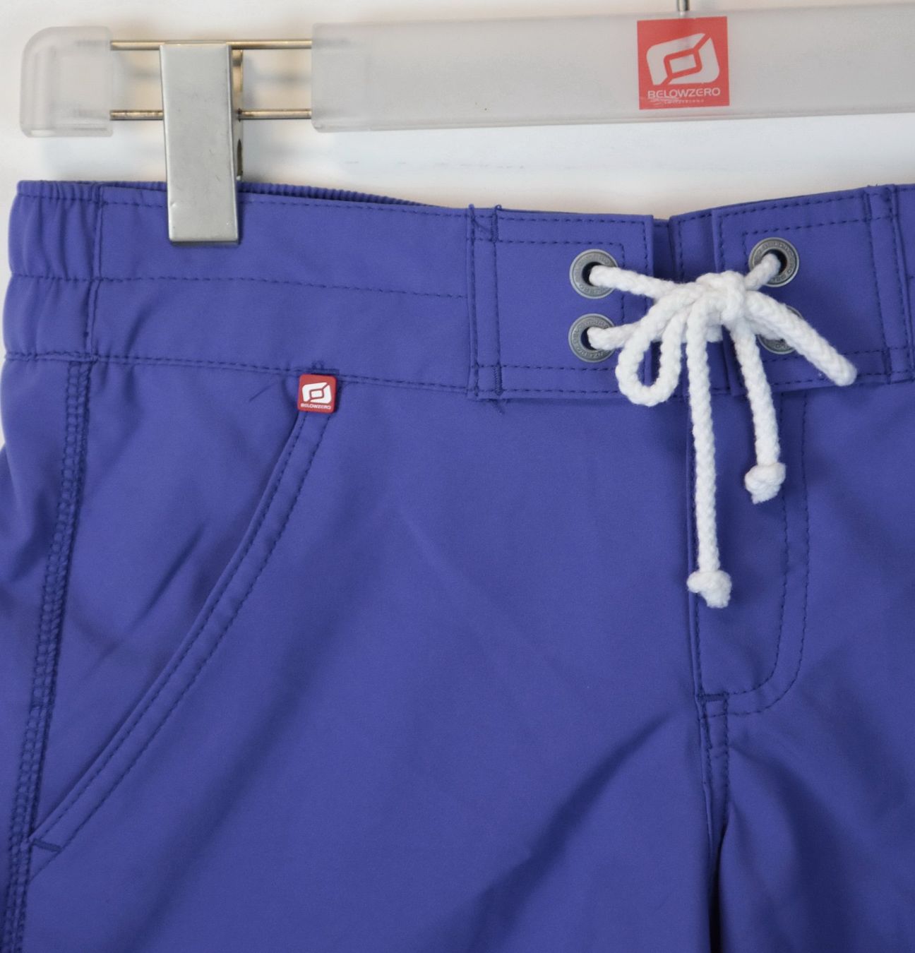 Pantaloni: BelowZero Damen Mini Shorts Hose Kurzeose /Graublau /Gr.S – Nuovo e nell'imballaggio originale da Wohlenschwil venduto da EddieS-Outlet 7