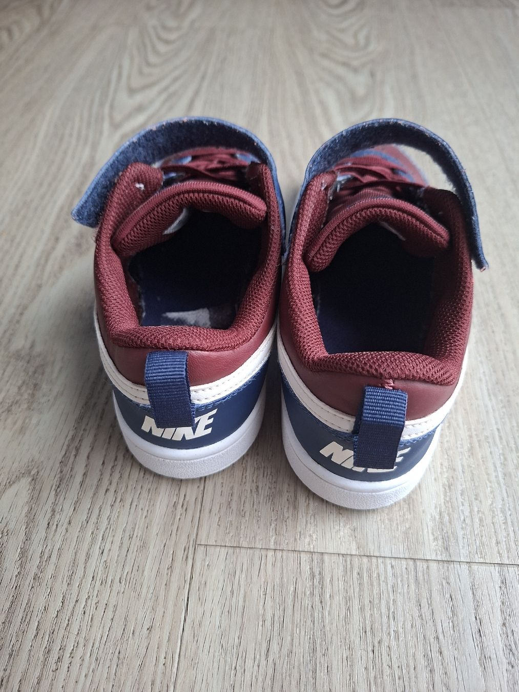 Nike Schuhe für Jungen: basket nike taille 35 – Gebraucht aus Chavannes-de-Bogis von senator635 2