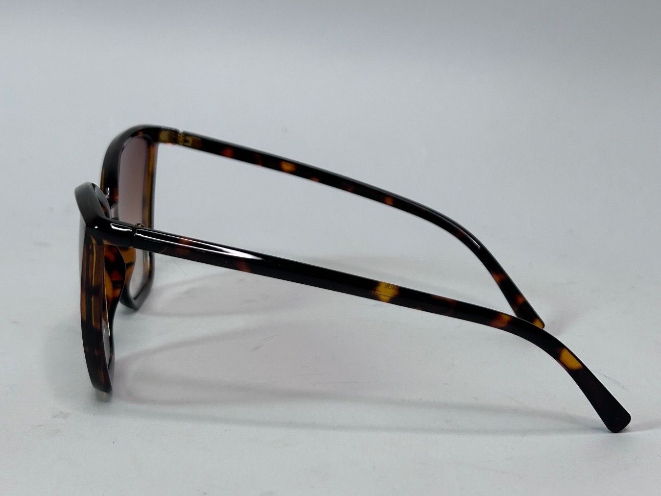 H&M Brillen & Gläser: H&M Sonnenbrille – Gebraucht aus St. Gallen von look-twice 2