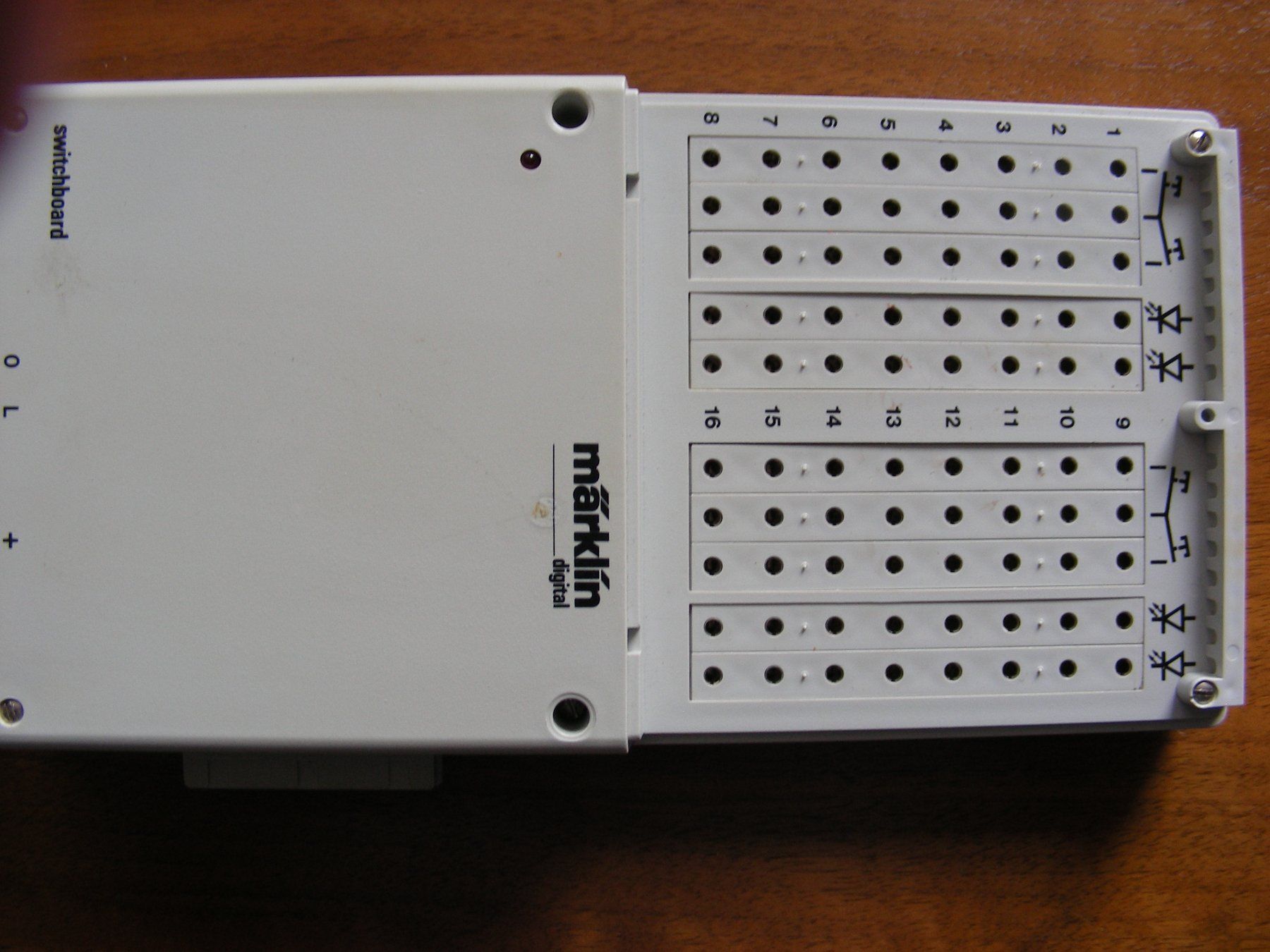 Märklin Modelleisenbahnen: Märklin Switchboard 6041 – Gebraucht aus Villars-Burquin von Rodjeurs 1