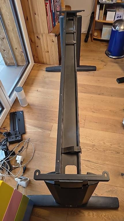 Sonstiges Mobiliar: Schreibtisch Gestell Fuss – Gebraucht aus Merligen von jka_rmm8 3