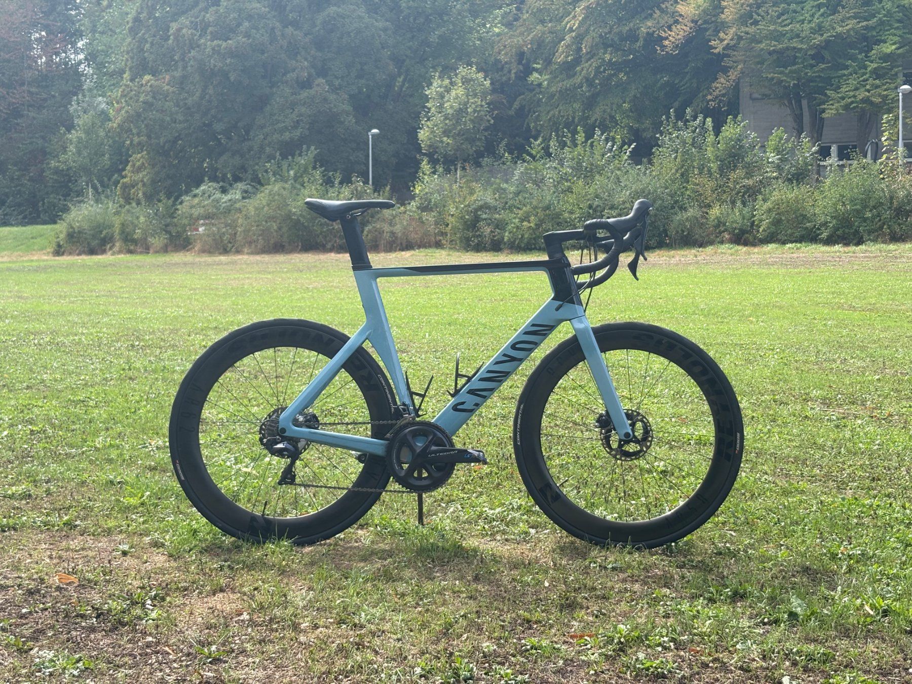 Canyon Velos: Canyon Aeroad CF SL 8 Disc – Gebraucht aus Basel von Cocontrolleur 1
