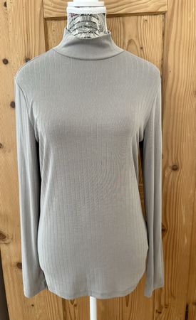 Neuer YAYA Rollkragenshirt, Gr. S