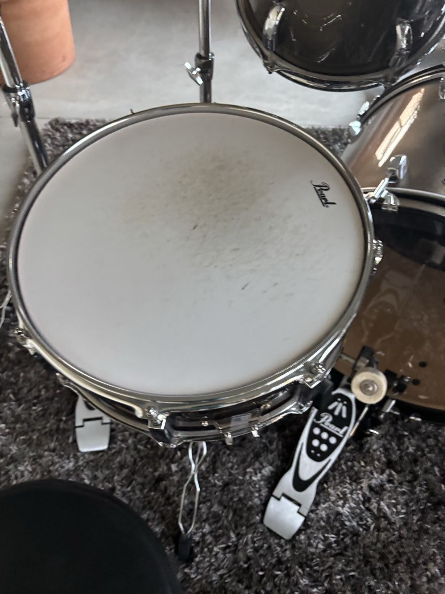 Strumenti musicali: Schlagzeug "Pearl" – Usato da Wädenswil venduto da jamiro_keller 2