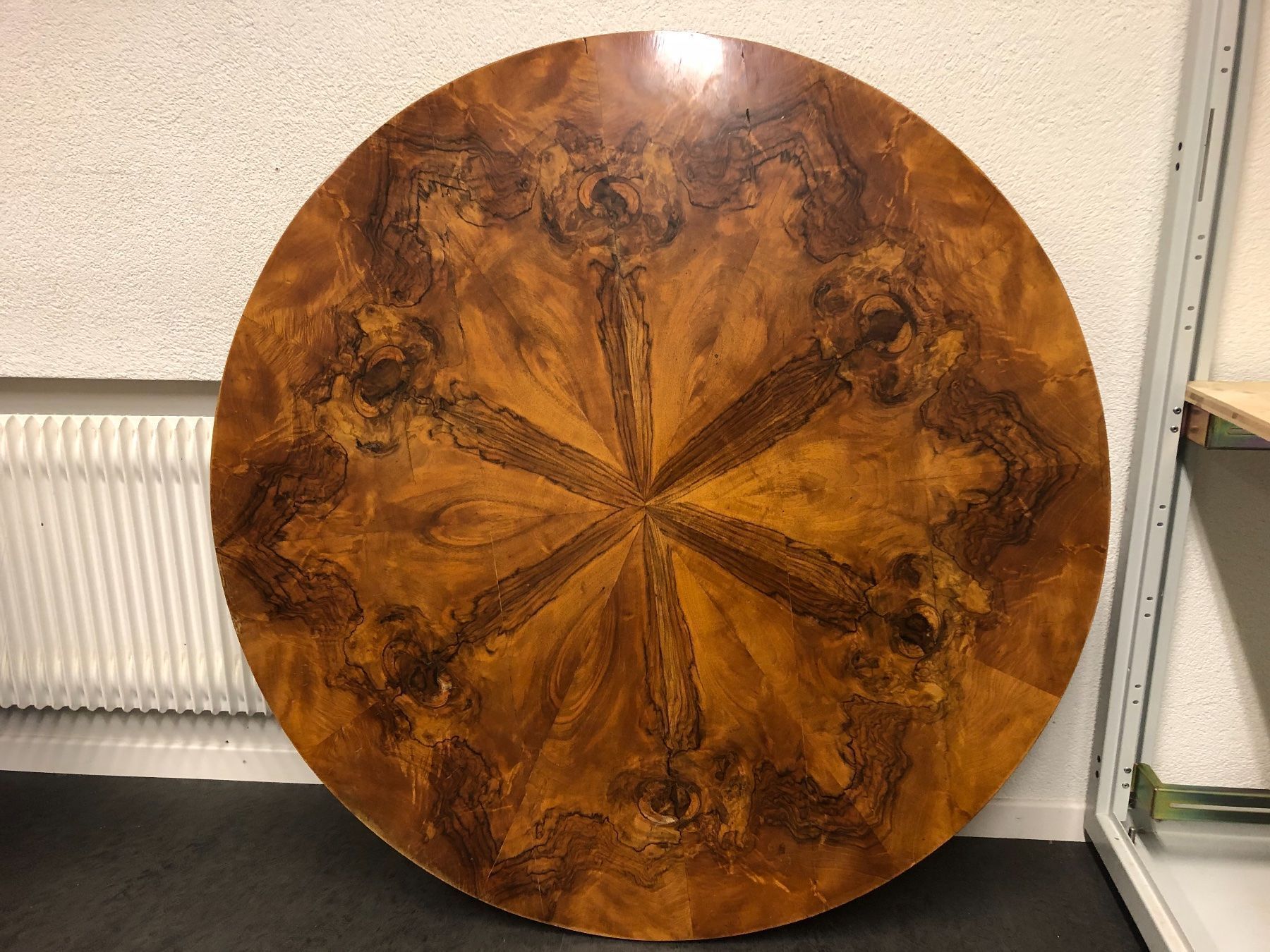 Tavoli: ancienne table – Usato da Lyss venduto da Schmuggler