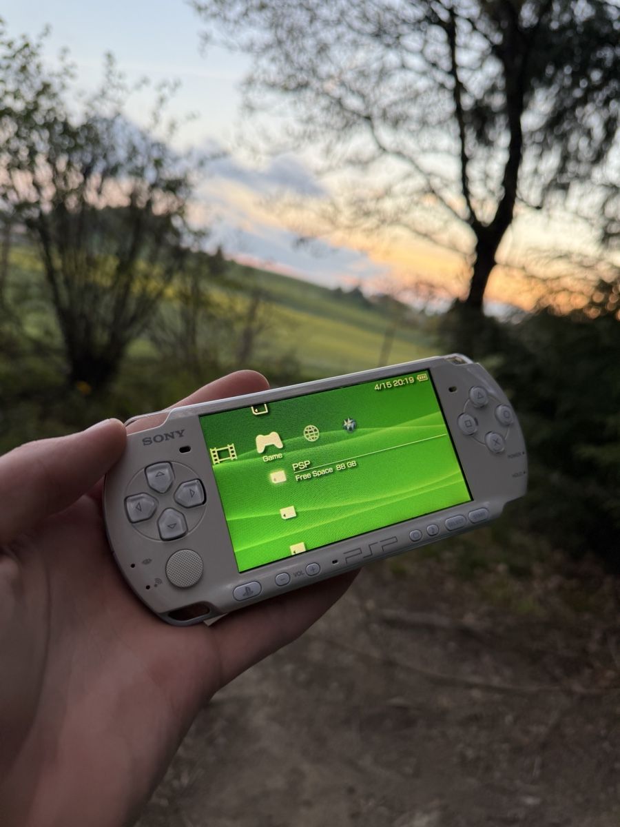 Sony Console: PSP 3000 USB Type C & Battery mod – Usato da Lausanne venduto da Planet_Faisceaux