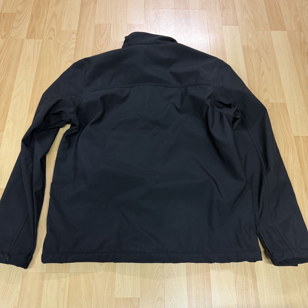 Giacche: Herren Softshell Jacke Elevate schwarz Grösse XL neu – Nuovo (secondo la descrizione) da Thun venduto da BanjoDan 2