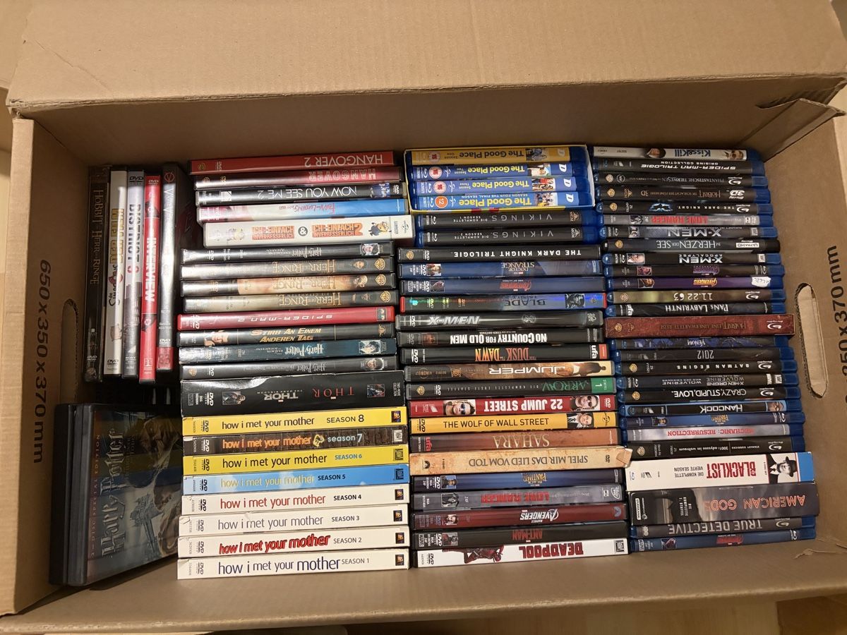 Alle DVDs: Film- & Serien-Sammlung | 100+ Blu-rays & DVDs – Gebraucht aus Basel von tob_jkw7 1