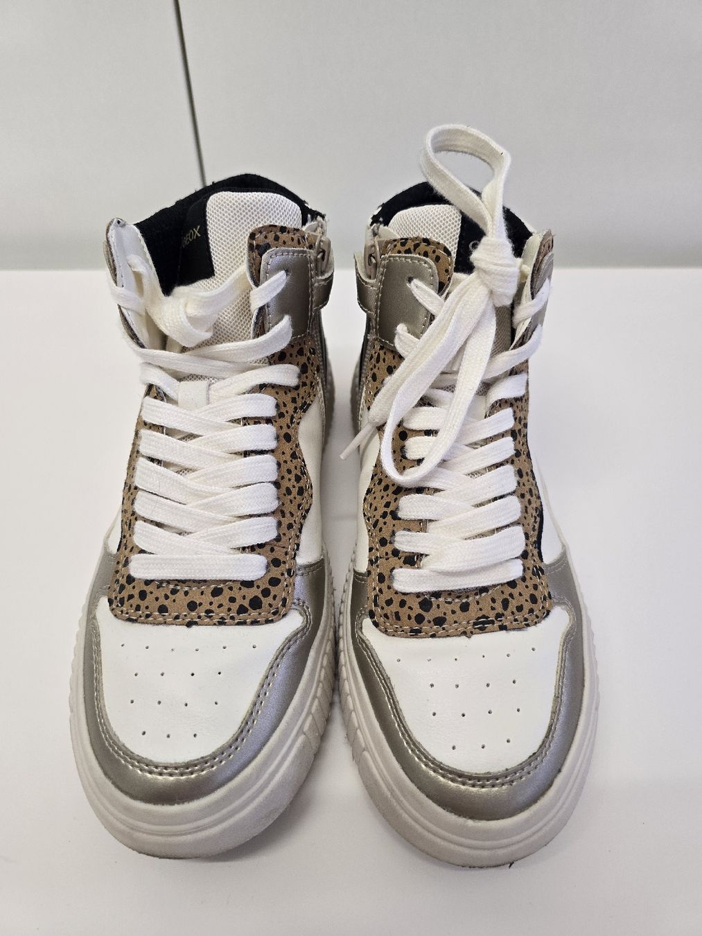 Geox Scarpe per ragazze: GEOX Hocher Sneaker, Gr.37 – Usato da St. Gallen venduto da CAPYCORP 3