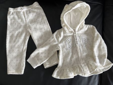 GAP Ensemble White 12-18M
