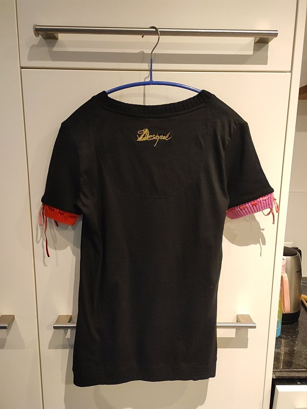 Desigual T-shirt: Desigual T-shirt – Usato da Hochdorf venduto da Berry005 2
