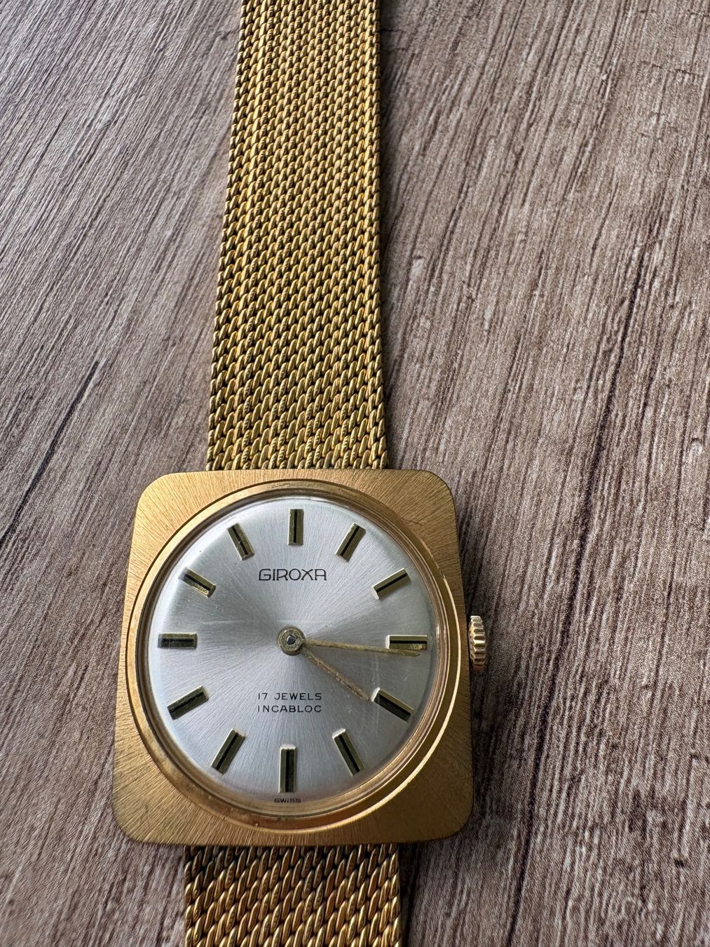 Montres: Damenuhr Giroxa – D'occasion à Schübelbach par S1CH 3