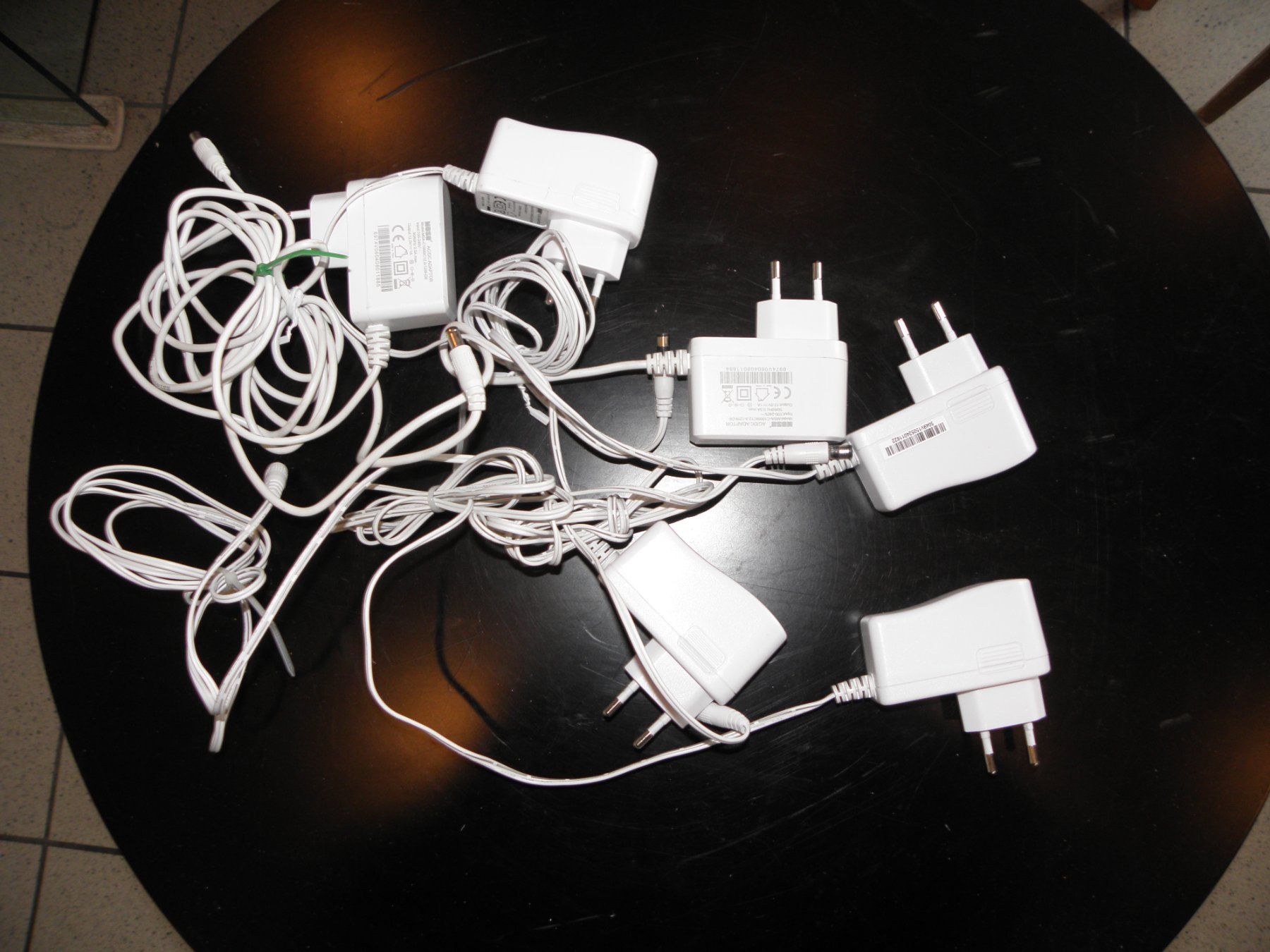 Unità & Adattatore: 4+2 WLAN Conection Kit/Multimedia Wireless Adaptor Swisscom – Usato da Bischofszell venduto da Museumscafe 3