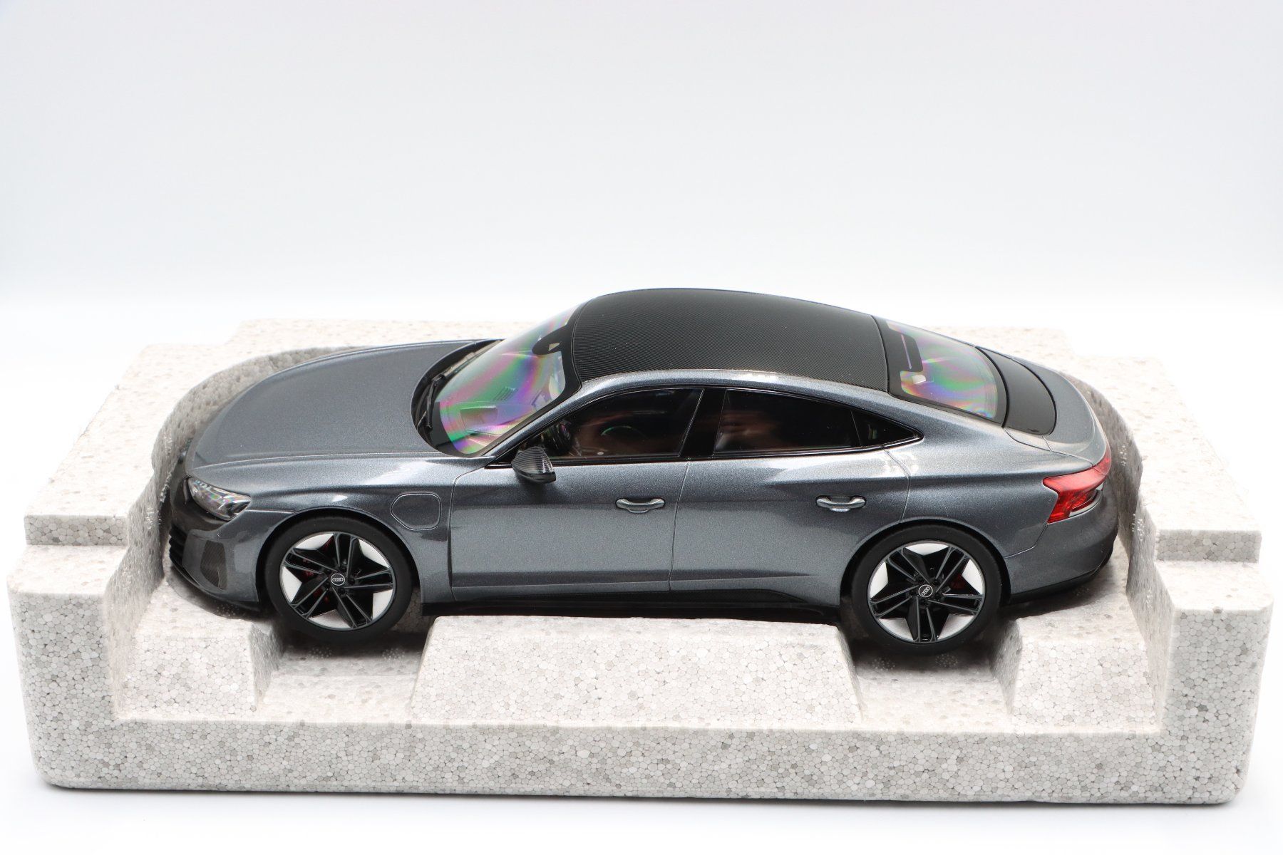 Audi Modellautos: Audi RS E-Tron GT 2021 1:18 Norev – Neu und originalverpackt aus Bühl b.Aarberg von modelldiecast 4