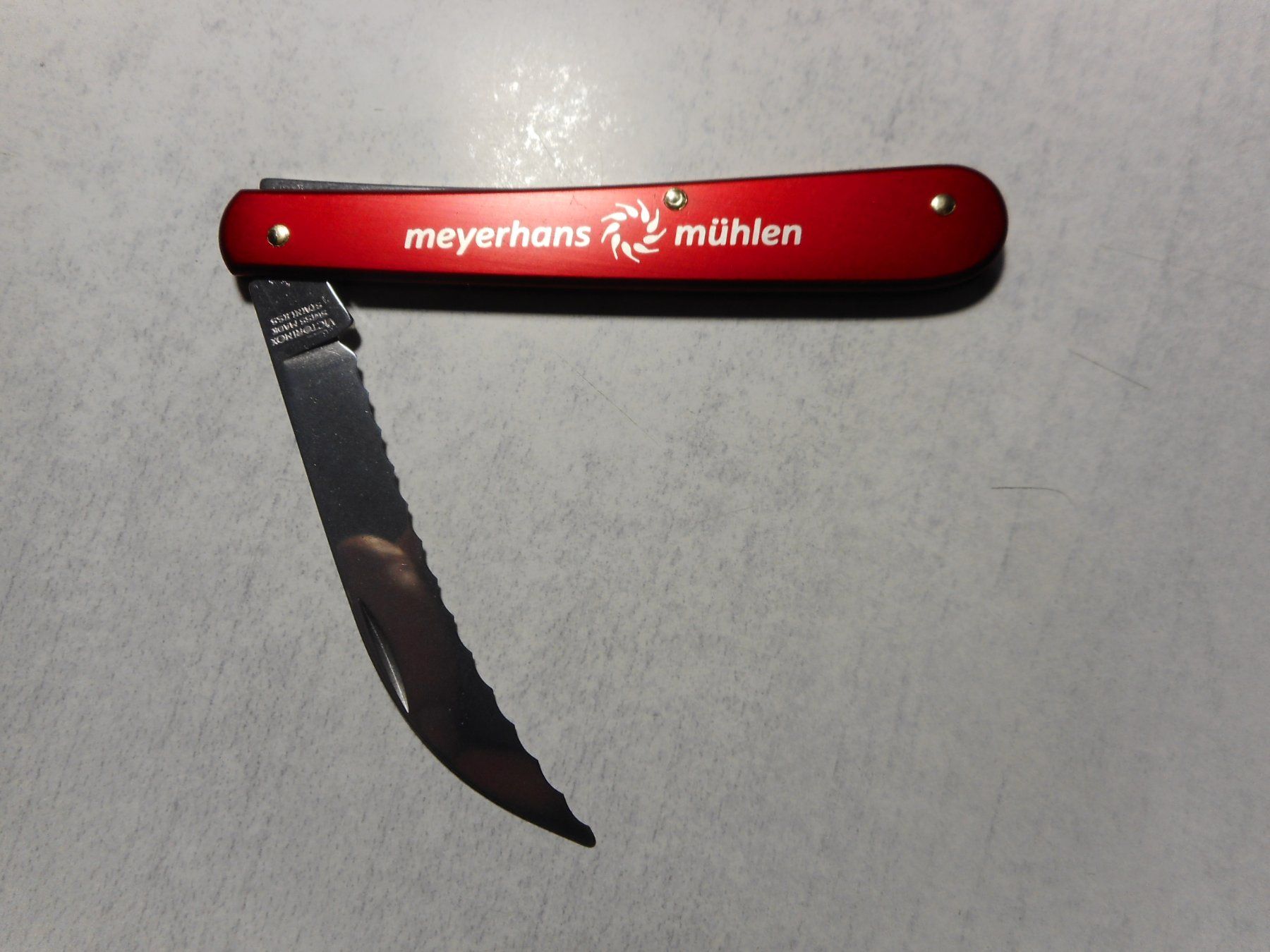 Victorinox Coltelli tascabile: Victorinox Bäckermesser - Meyerhans Mühlen – Nuovo (secondo la descrizione) da Rotkreuz venduto da Hubbil