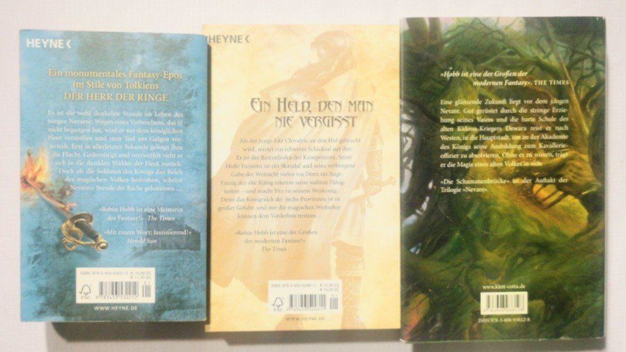 Libri: 3 Bücher von Robin Hobb – Nuovo (secondo la descrizione) da Wängi venduto da ABIZONE-86 1