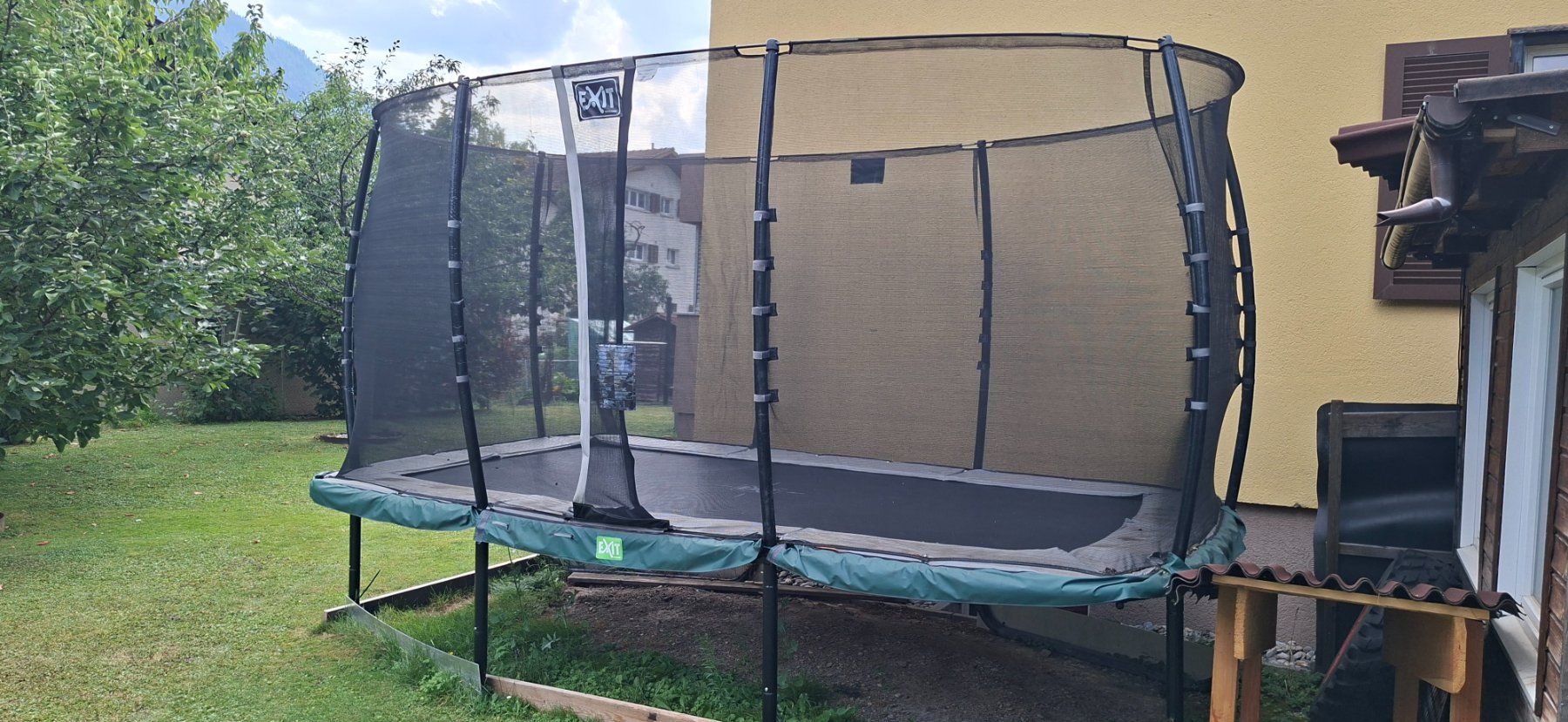 Trampoline: Exit Trampolin – Gebraucht aus Domat Ems von Gaar0