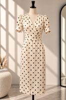 Damenkleid beige mit Punkten kurzarm knielang neuwertig