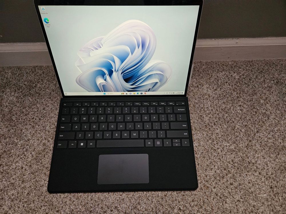 Microsoft Surface Pro 9 i7, 16GB/1TB Garantie pro Jahr Kaufen auf Ricardo