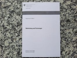 Bekleidung und Packungen