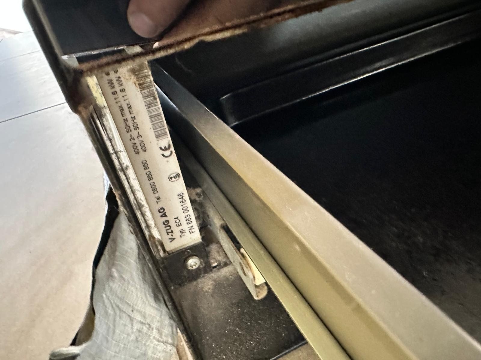 V-Zug Forni: Backofen mit Glaskeramik V-ZUG – Usato da Spreitenbach venduto da Space_X 4