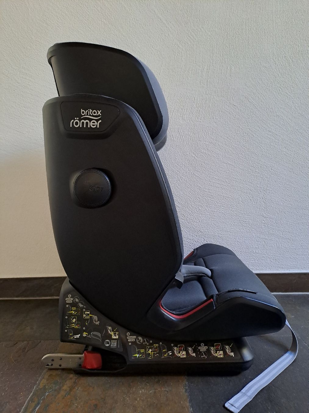 Britax Römer Auto-Kindersitze: Auto Kindersitz Britax Römer ADVANSAFIX IV R – Gebraucht aus Felsberg von cavan7000 1