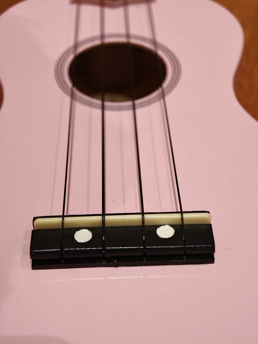 Musikinstrumente: Ukulele NOIR pink mit Tasche neuwertig – Gebraucht aus Uzwil von isa_mtzgr 5