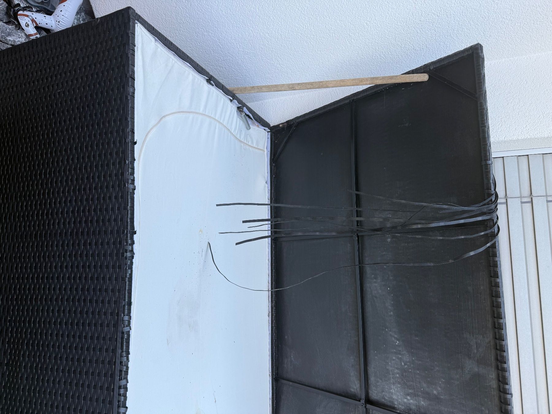 Box contenitori: Kissenbox Gratis – Difettoso da Wolfhausen venduto da ladrona 2