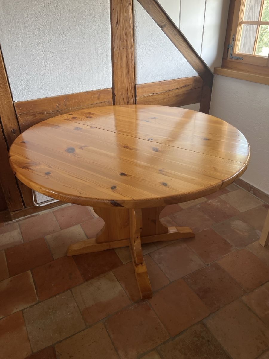 Tavoli: Esstisch aus Holz (rund) – Usato da Leuggern venduto da aga_m6wd