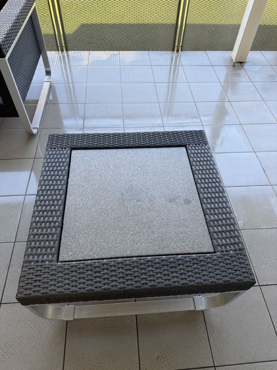 Poltrone: 2er Lounge mit Tisch – Usato da Au SG venduto da AndyB02 2