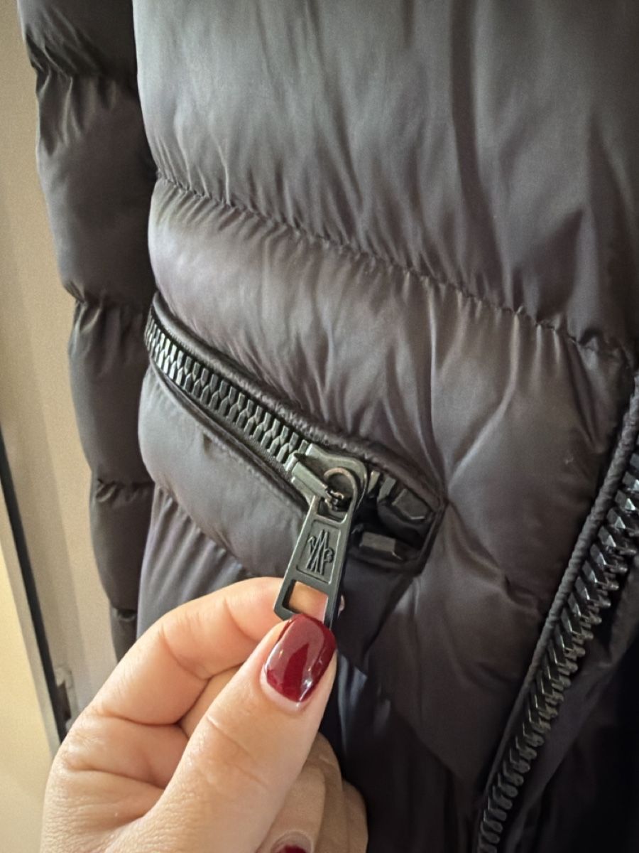 Moncler Vestes: Moncler jacket long  – Neuf (Voir description) à Hausen AG par nik_9sg2 5
