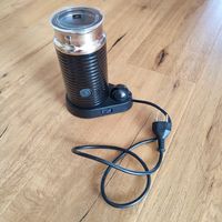 Nespresso Aeroccino 3 Milchaufschäumer schwarz gut erhalten