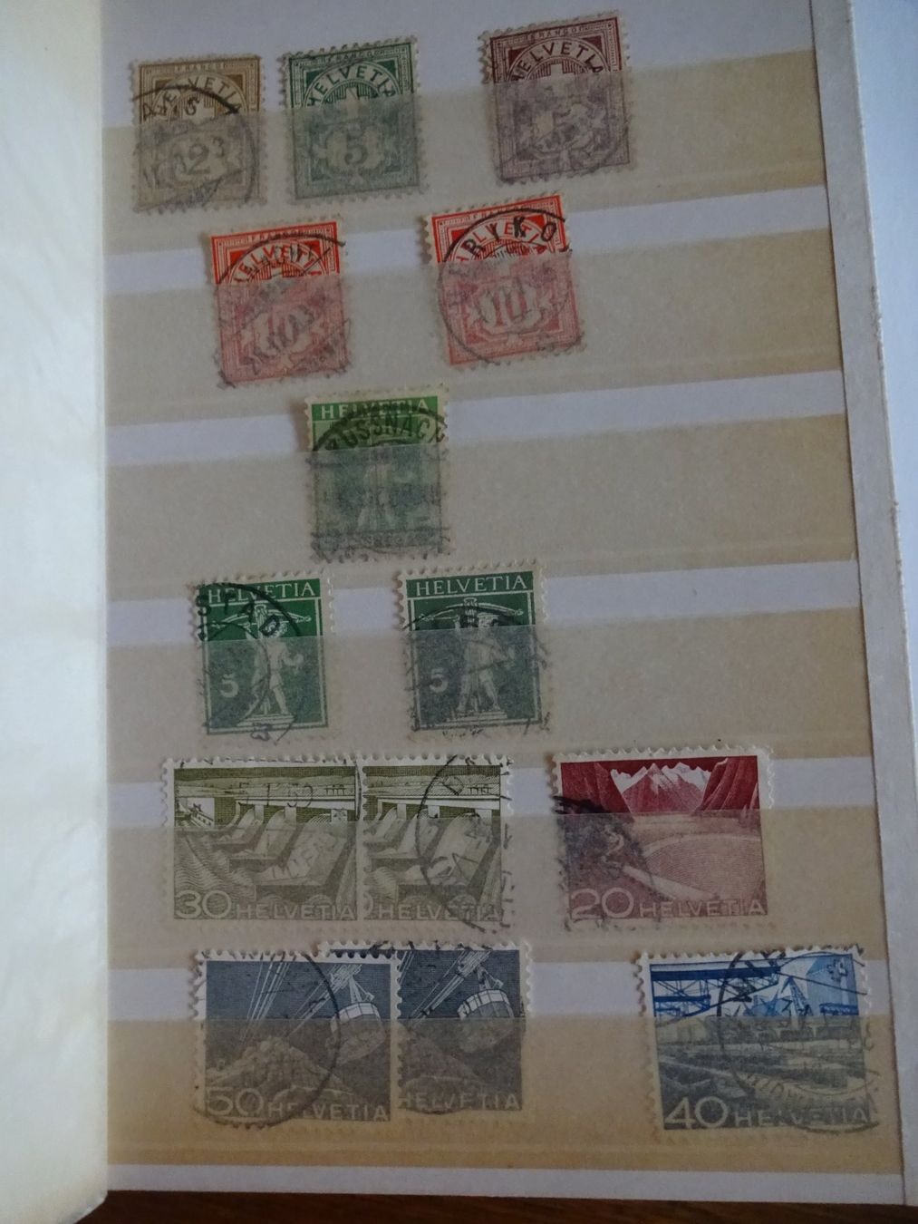 Tutti i francobolli: CH Marken mit kleinem Album – Usato da Cham venduto da mktreasure