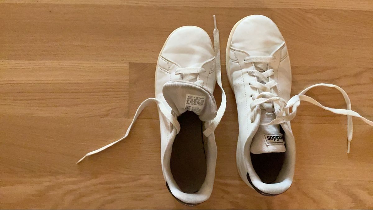 Adidas Herrenschuhe: Adidas Sneaker Grösse ca. 38  – Gebraucht aus Uster von fam_z8zj