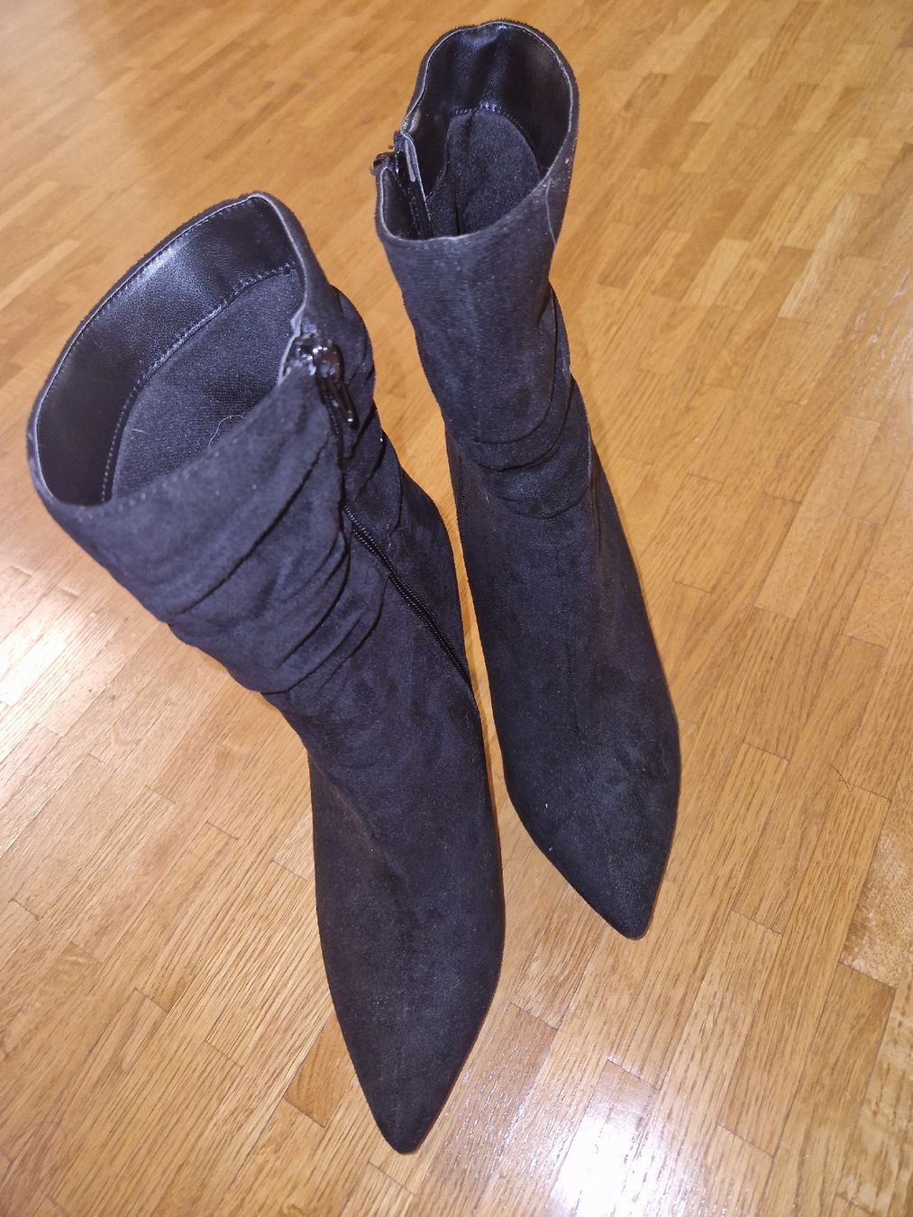 Scarpe da donna: Bottines à talons noir pointure 39 – Usato da Versoix venduto da aline_b 6