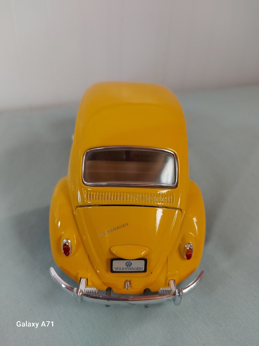 Volkswagen Voitures modèles: VW Käfer mit Box – D'occasion à Rumisberg par AaronRodgers81 2