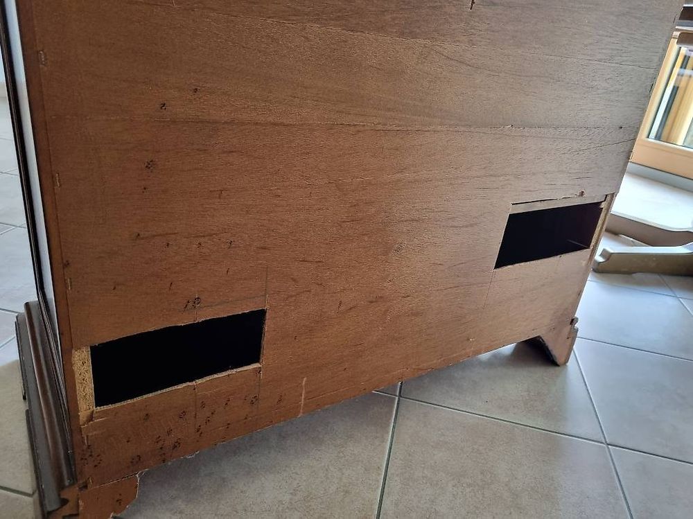 Commodes: Mobile in legno con cassetti e ante  – D'occasion à Ludiano par Nanteboy 2