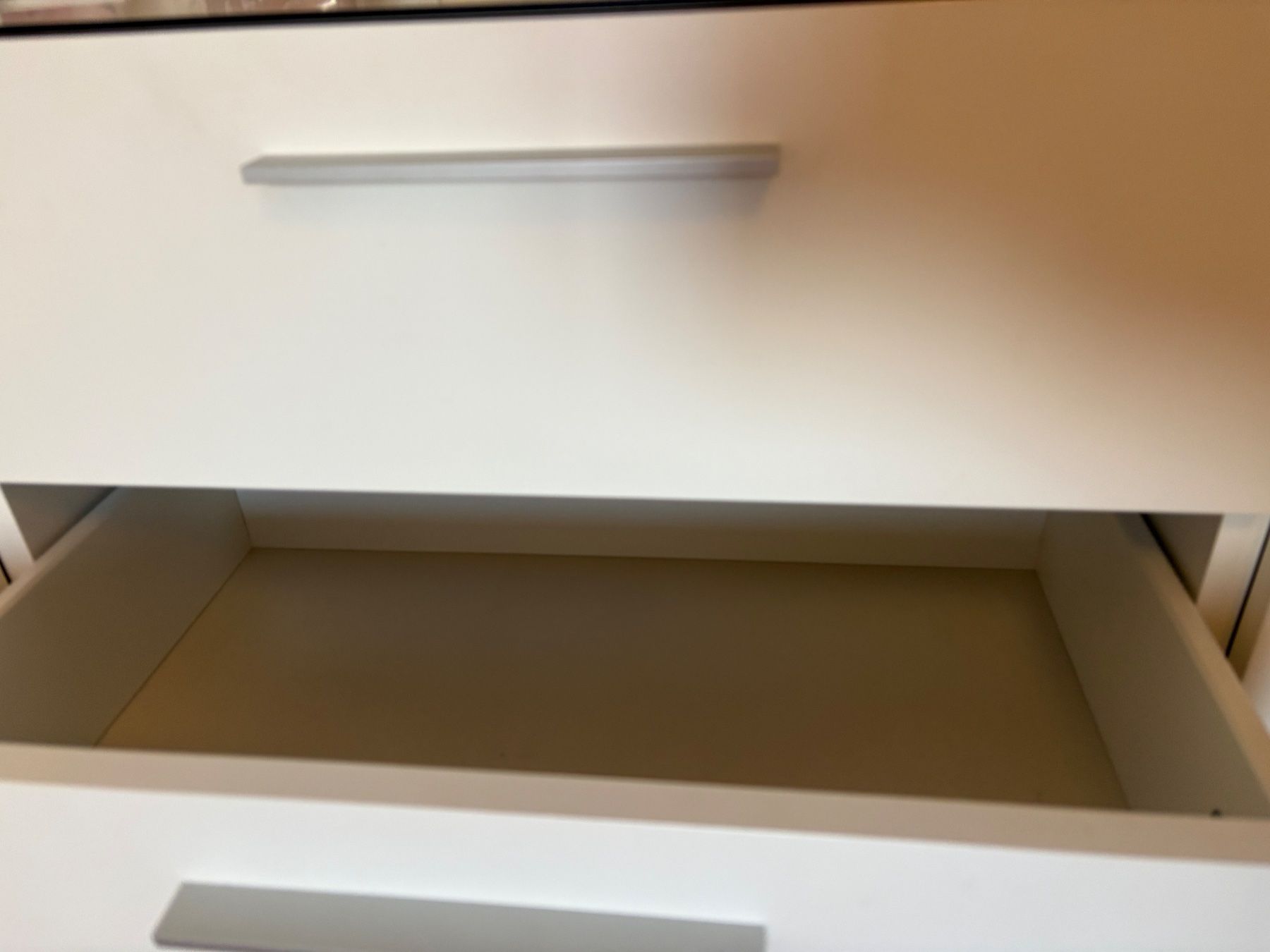 Commodes: Kommode Weiss – D'occasion à Meggen par mar_652s 4