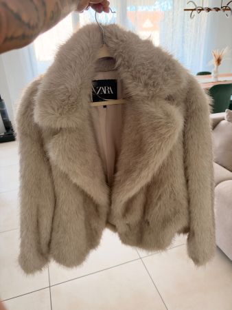 Zara Kunstfelljacke Beige / Taupe (Gr. M)