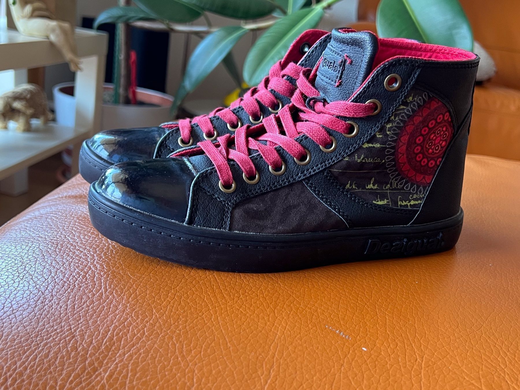 Scarpe da donna: Desigual Designerschuhe Größe 36 – Usato da Tafers venduto da JP911 1