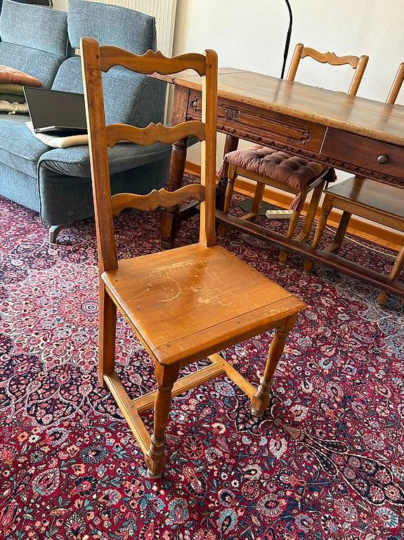 Tischset: Table de ferme en bois massif avec 6 chaises – Gebraucht aus Bulle von oga_r8mh 3