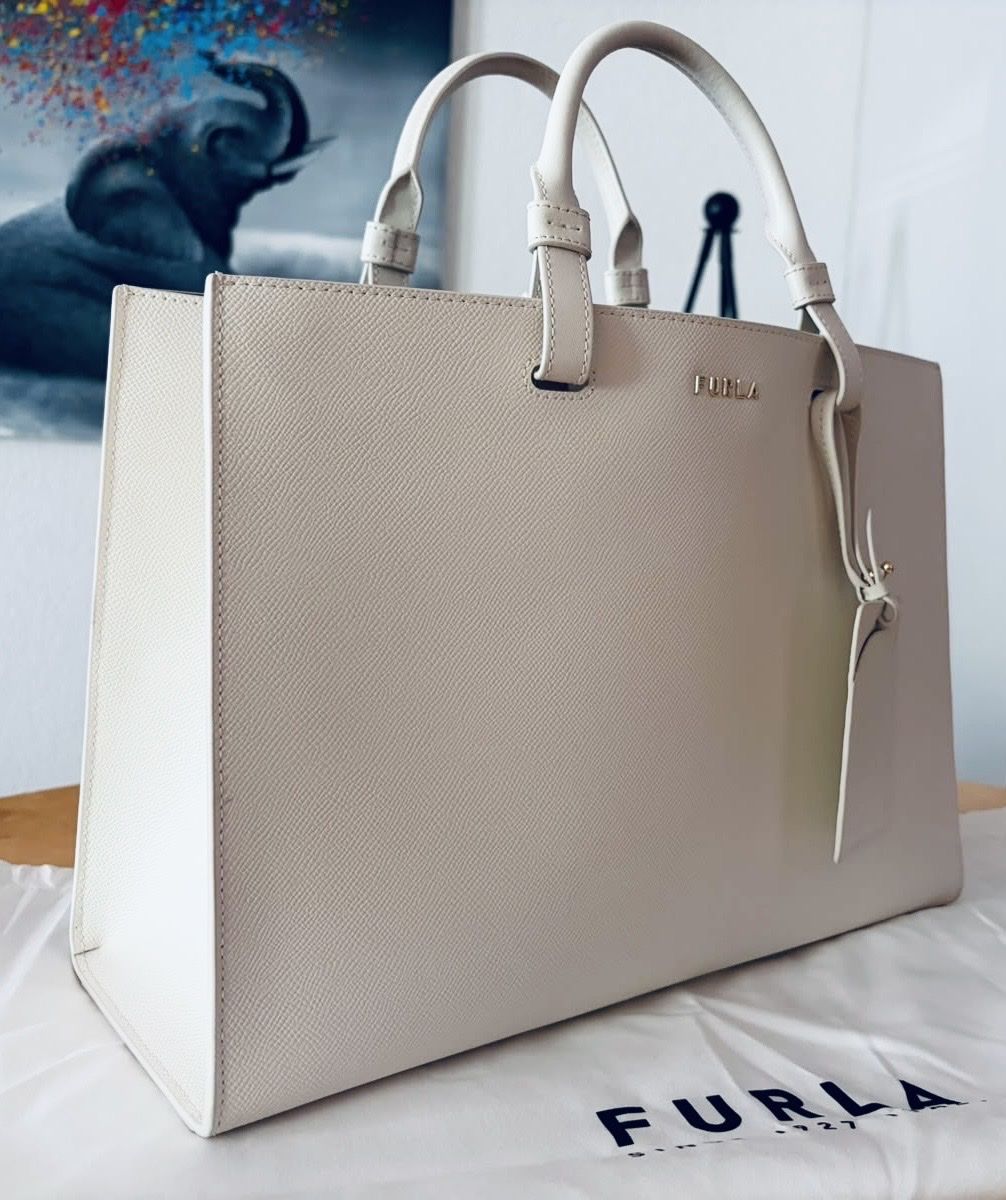 Furla Taschen für Damen: FURLA DEVA TOTE-BAG L – Neu (gemäss Beschreibung) aus Kreuzlingen von ChrMad 1