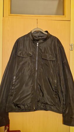 Windjacke von Guess