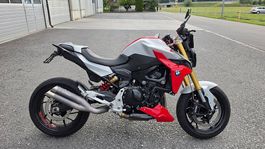BMW F900R Nakedbike