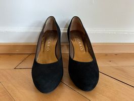 Schwarze Wildleder-Pumps von Mascaró in 37.5