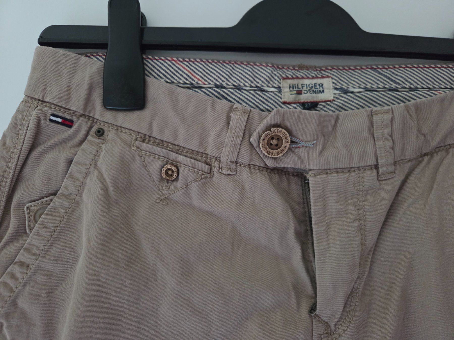Tommy Hilfiger Pantaloni: Tommy Hilfiger Damenhose Gr. 27/34 – Usato da Engelberg venduto da ben_w6lm 1
