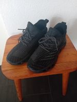 Sneaker/ Sportschuhe schwarz Grösse 40 NEU !