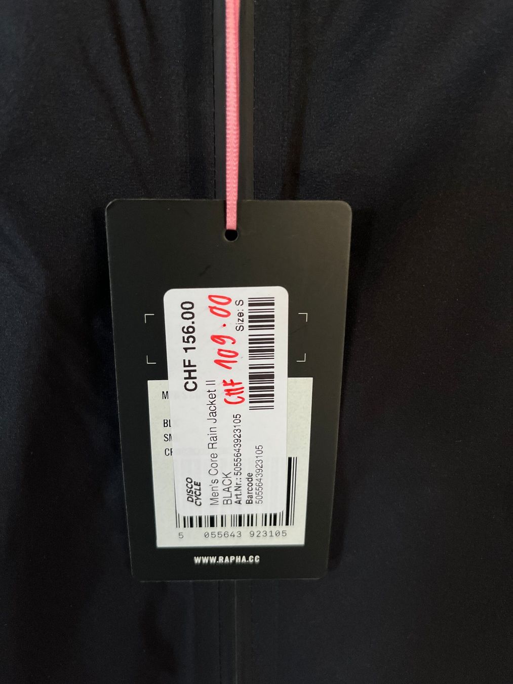 Rapha Canottiere & Pantaloni: % Rapha - Men's Core Rain Jacket II - Black S – Nuovo e nell'imballaggio originale da Bern venduto da Disco_Cycle 2