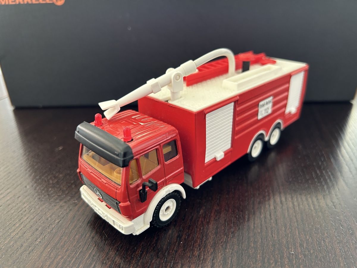 Mercedes-Benz Modellini d'auto: Mercedes-Benz Feuerwehr TLF – Usato da Islisberg venduto da Nawi2000 5